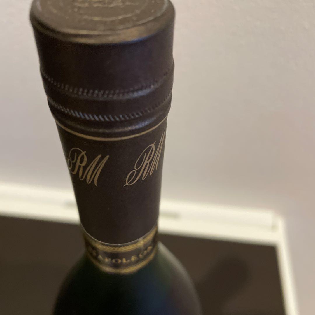 誰をも魅了する、深い味わいのレミーマルタン　コニャック2本セット