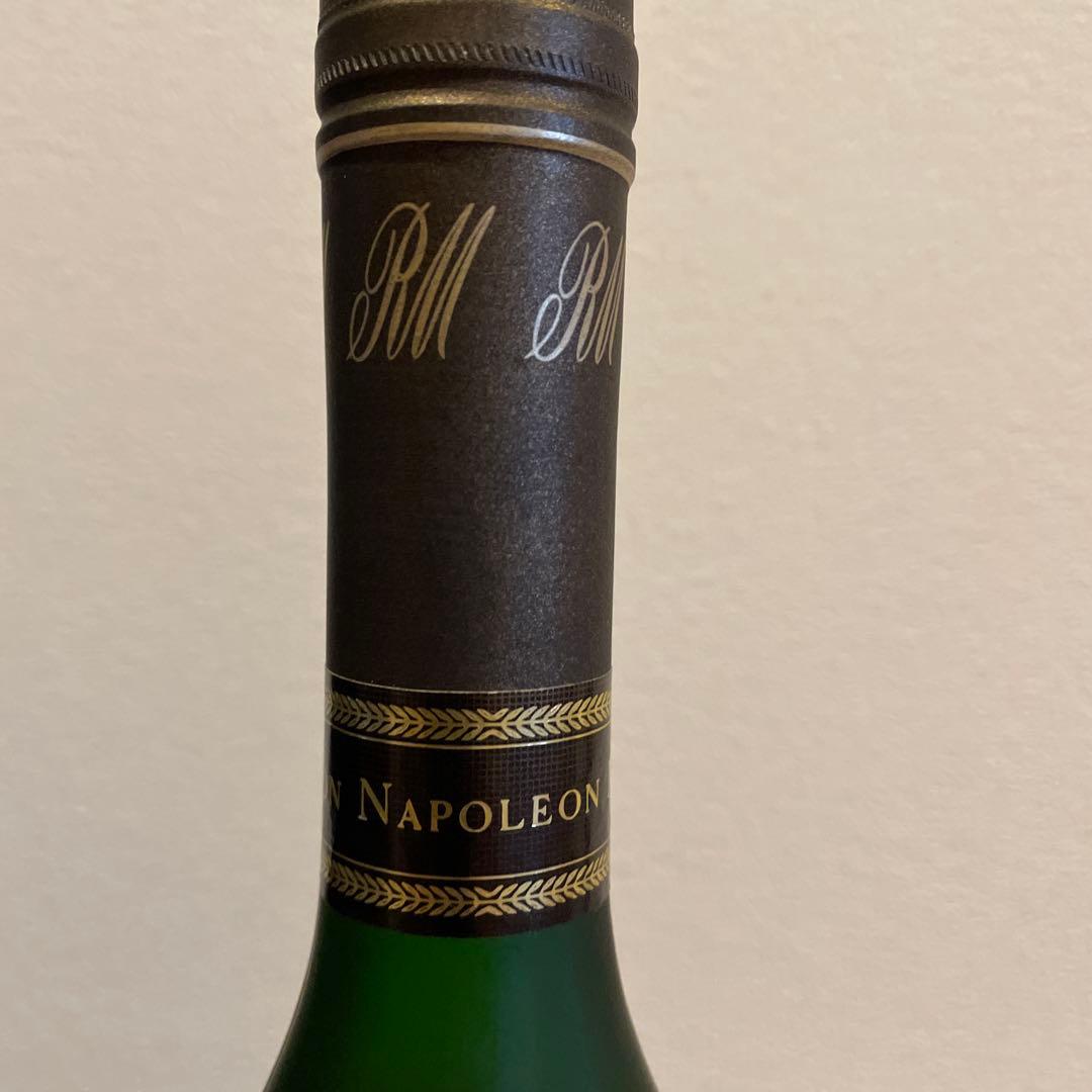 誰をも魅了する、深い味わいのレミーマルタン　コニャック2本セット