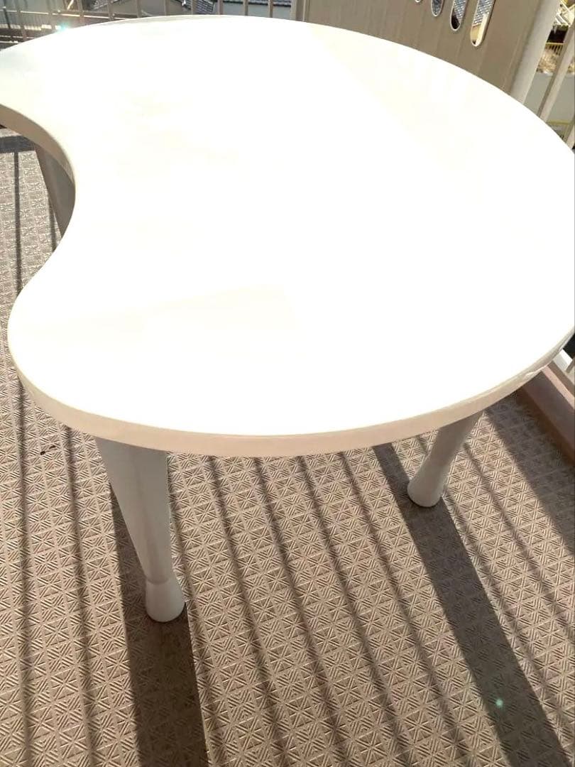 パレット型 ホワイトダイニングテーブル 広々 インテリア 真っ白