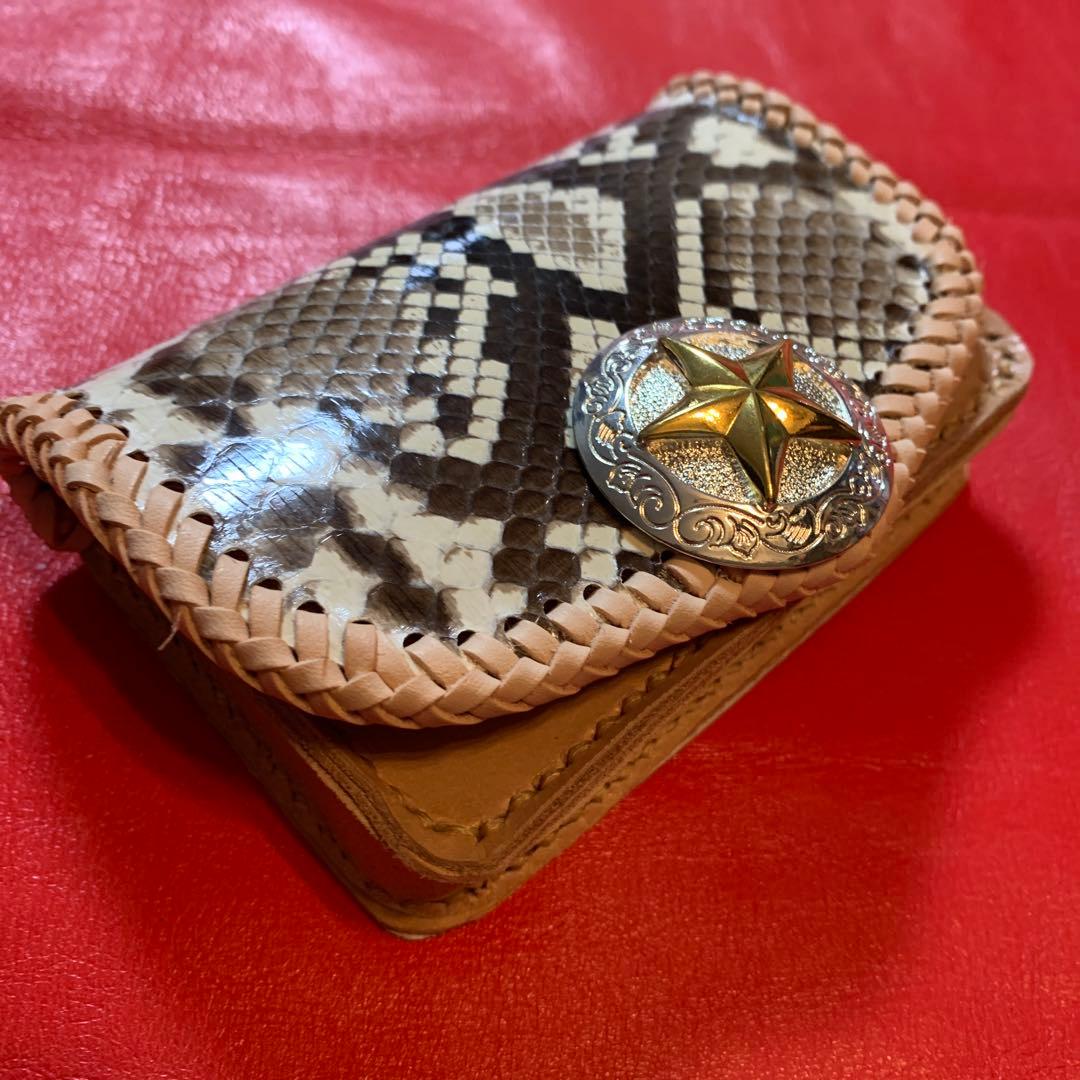 ハンドメイドレザークラフトダイヤモンドパイソンミドルウォレット財布　カードケース