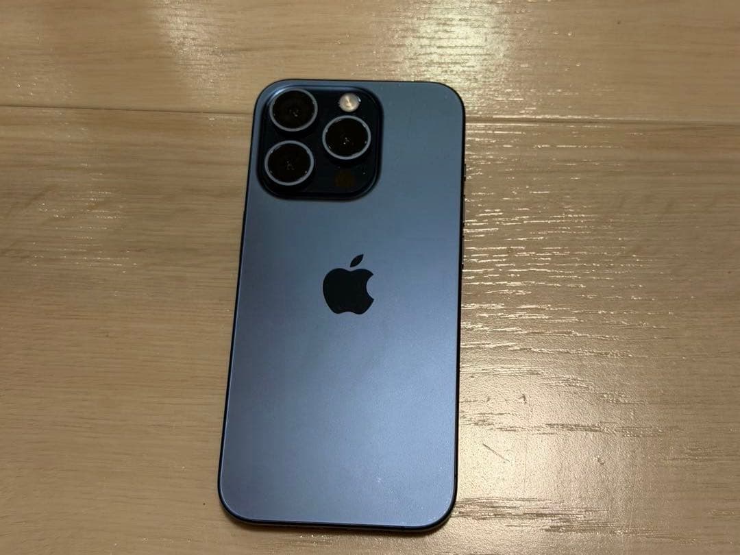 Apple iPhone 15 Pro ブルーチタニウム SIMフリー88%