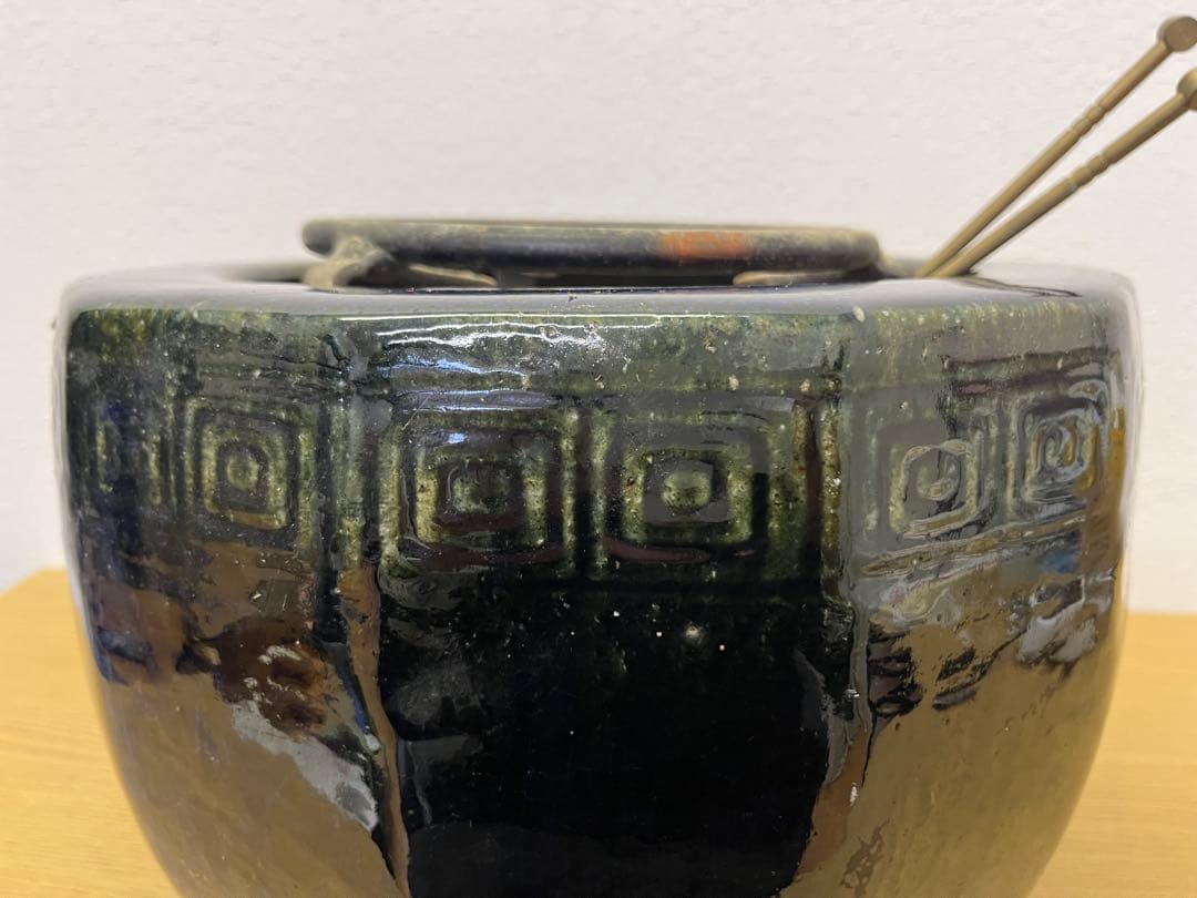 火鉢　手炙り火鉢　囲炉裏　アンティーク　五徳と火箸付き