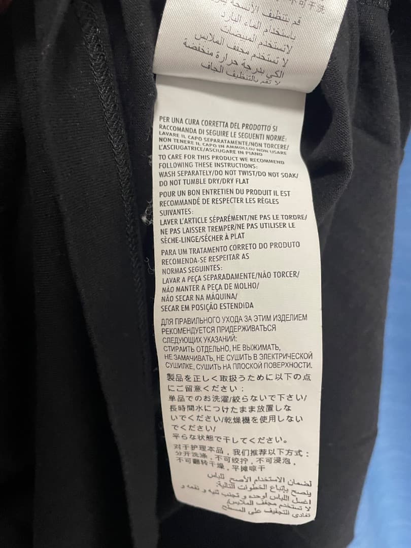 GUCCI ブラック Tシャツ（箱付き）