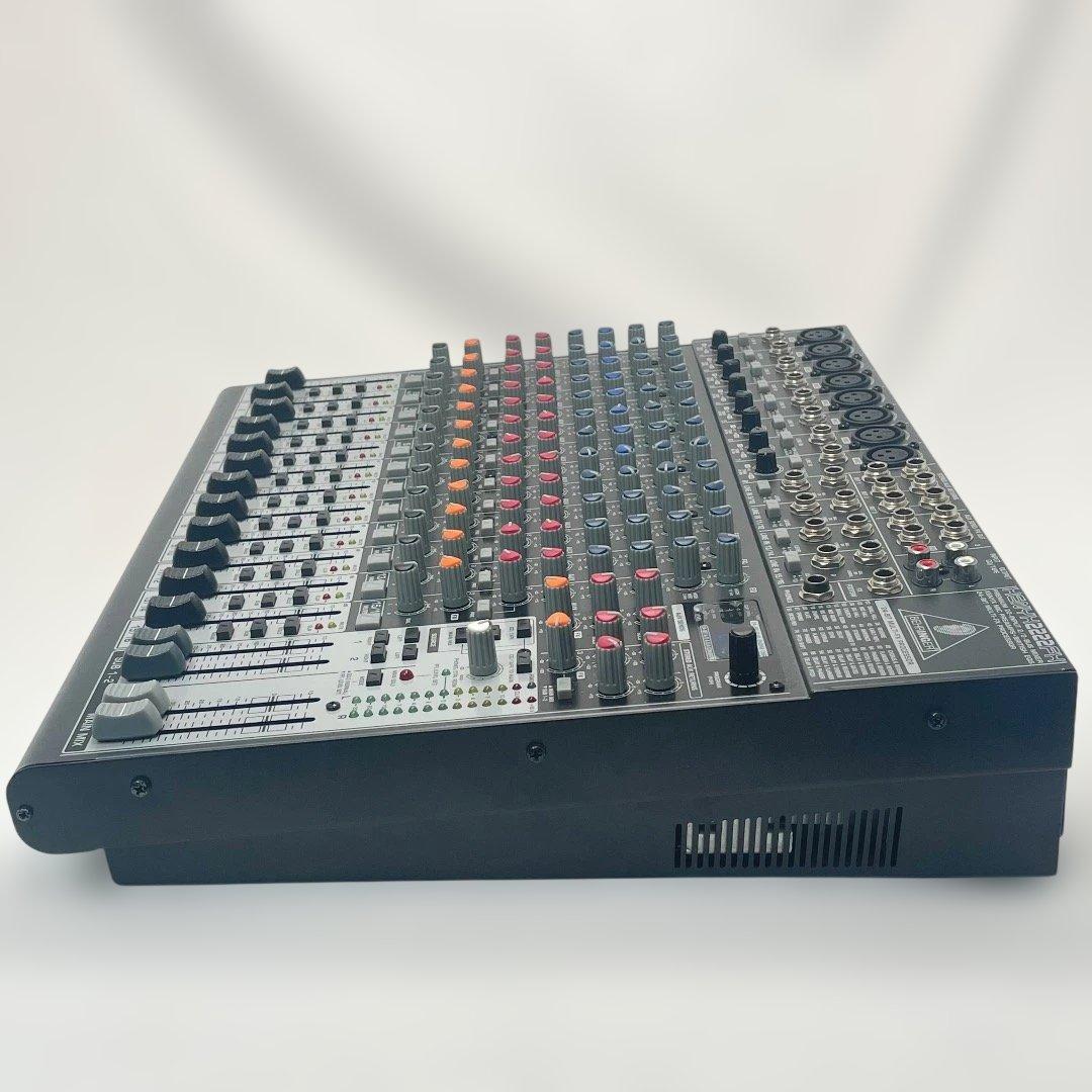 BEHRINGER アナログミキサー XENYX 2222FX 送料無料 匿名