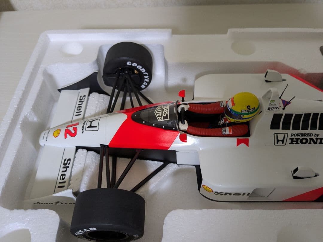 F1 MINICHAMPS 1/12 マクラーレンMP4/4 アイルトン・セナ