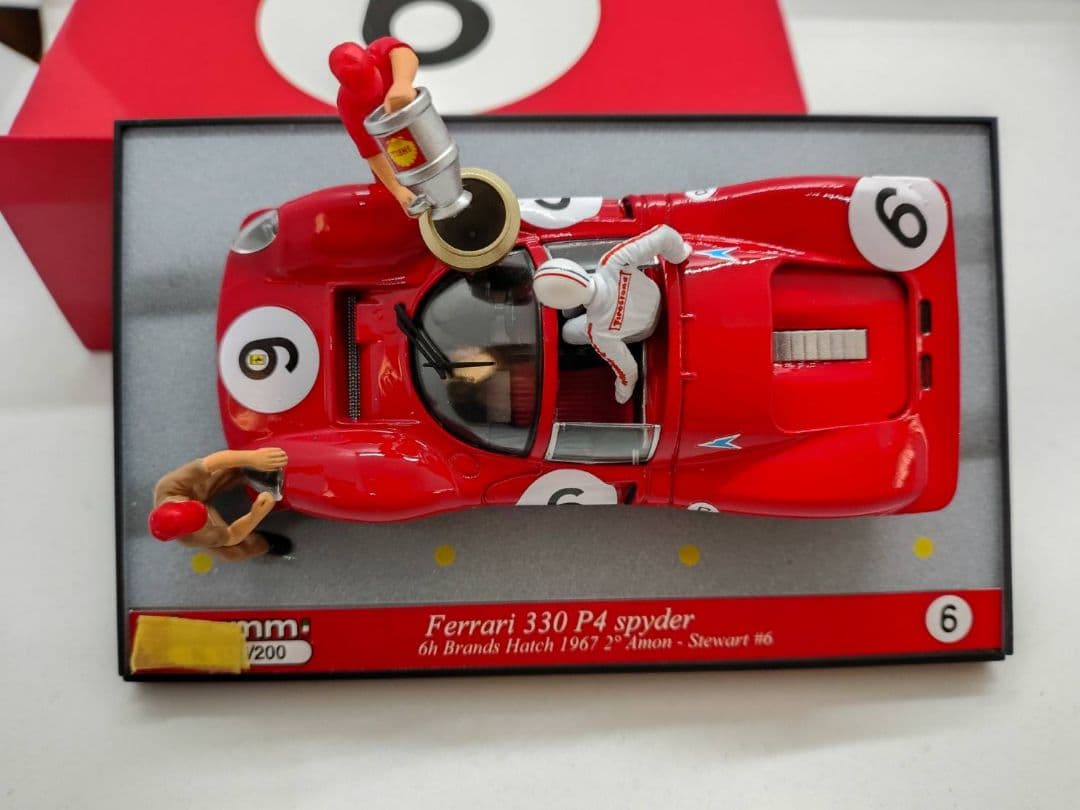 1/43 brumm　Ferrari 330 P4 spyder　200台限定