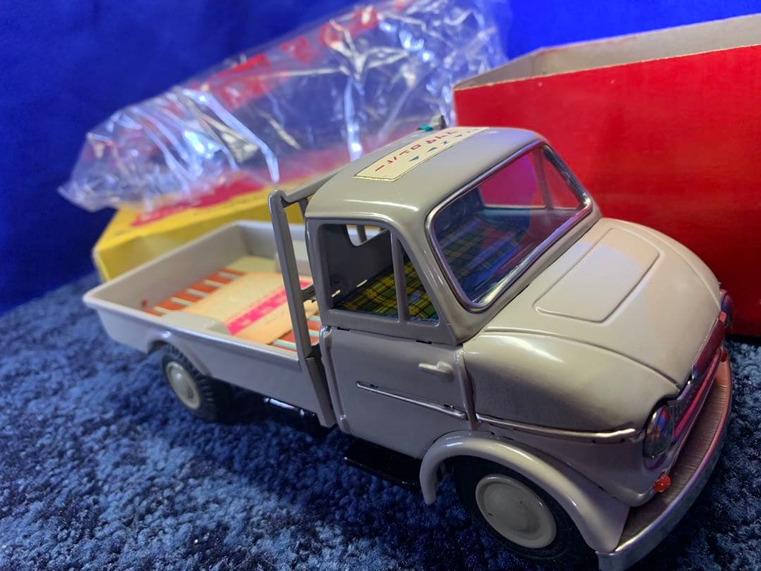 萬代屋　マツダロンパー　希少