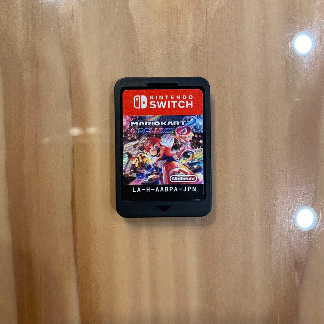 NintendoSwitch本体　収納ケース＋マリオカート8付