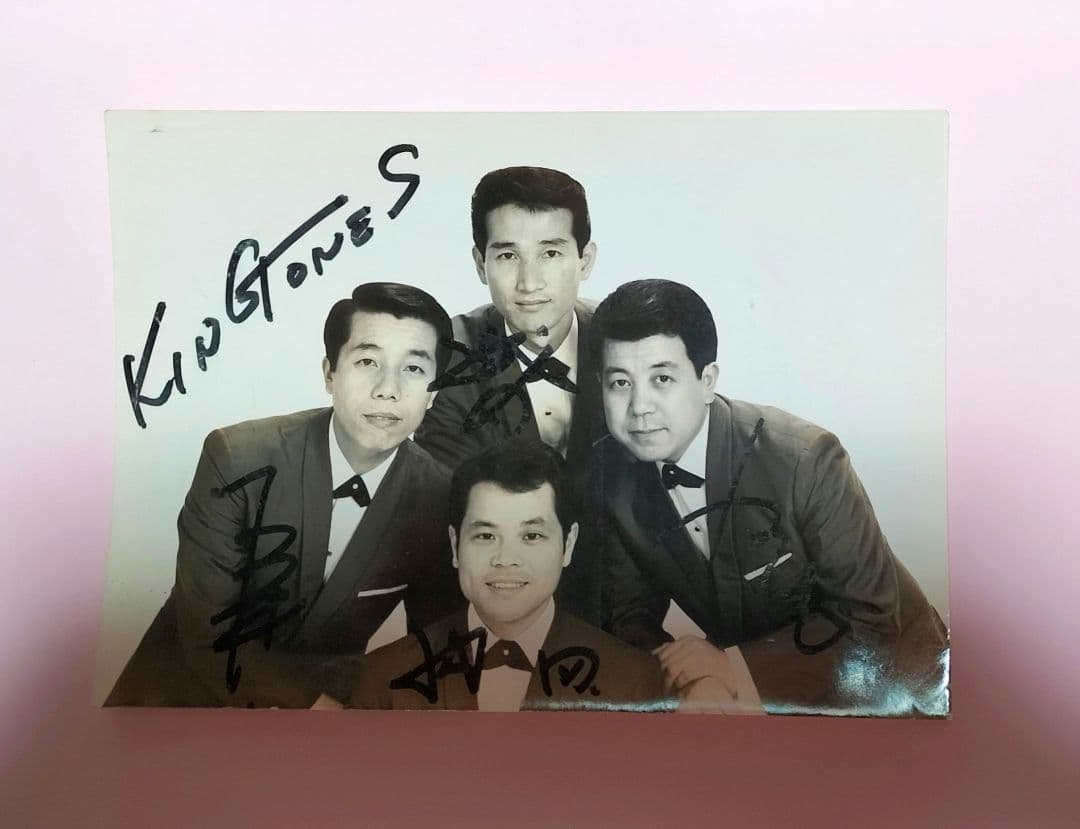 THE KINGTONES　ザ・キング・トーンズ　直筆サイン入り写真