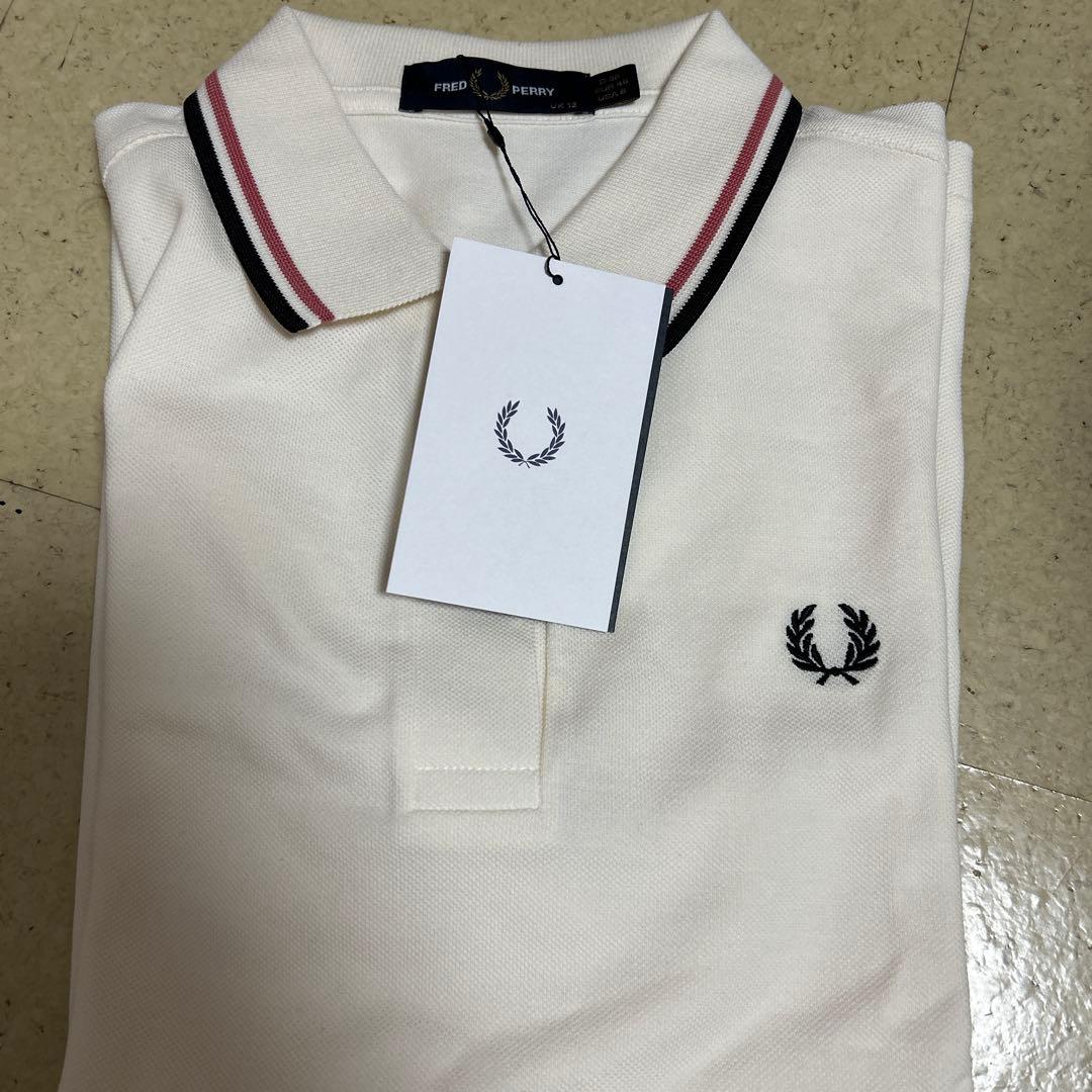 ネコ娘　FRED PERRY ポロシャツ 半袖