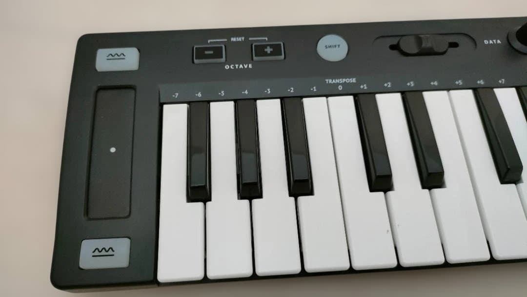 音源内蔵MIDIキーボード miditech K32s 32鍵 ミディーテック