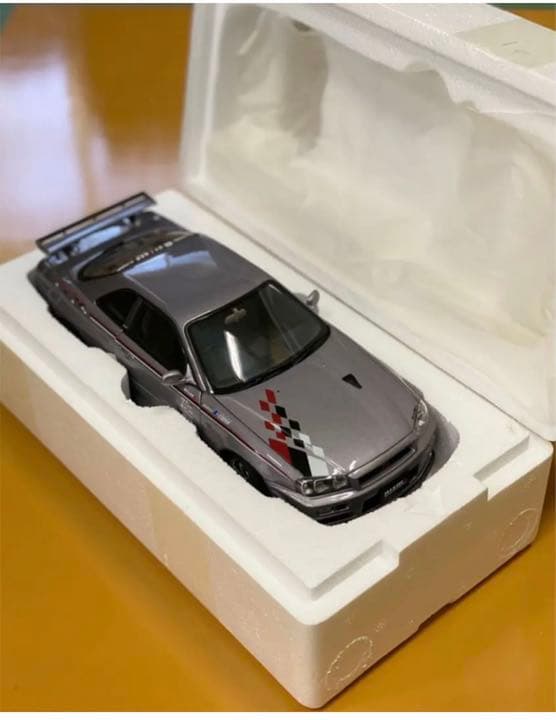 日産 スカイライン  オートアート　1/18 GT-R  R34 ニスモ  S1
