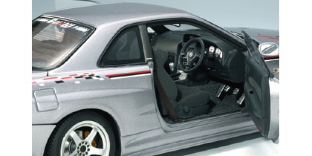 日産 スカイライン  オートアート　1/18 GT-R  R34 ニスモ  S1