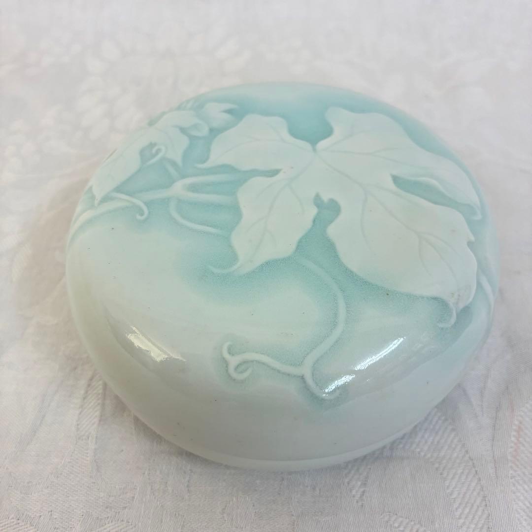 陶房 游騁窯 天坊昌彦 蔦文印盒 香合 茶道具 青磁