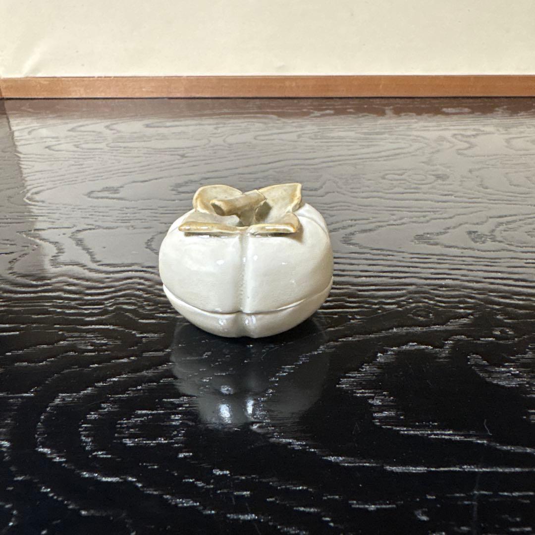 【茶道具】土居庄次造　尾戸焼　柿香合（共箱）