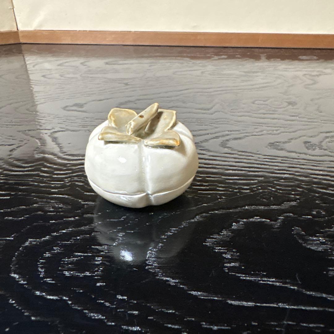 【茶道具】土居庄次造　尾戸焼　柿香合（共箱）