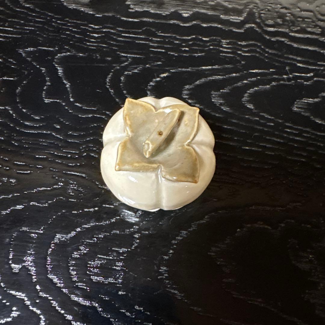 【茶道具】土居庄次造　尾戸焼　柿香合（共箱）