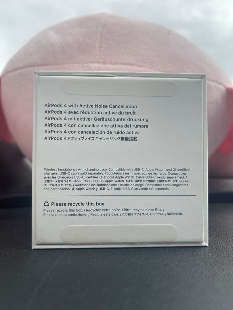 AirPods4本体+ケース付きホワイト ワイヤレスイヤホン