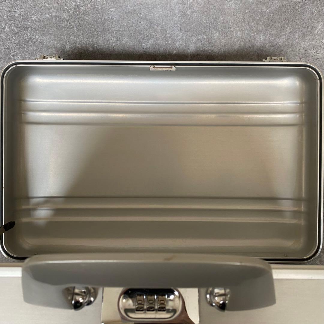 ゼロハリーバートン　アタッシュケース　カメラケース　エリート　シルバー　アルミ