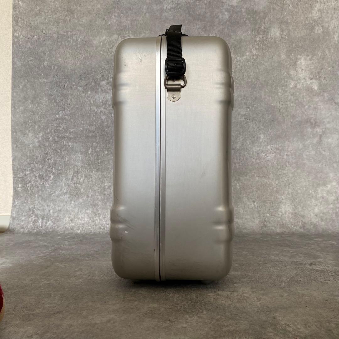 ゼロハリーバートン　アタッシュケース　カメラケース　エリート　シルバー　アルミ