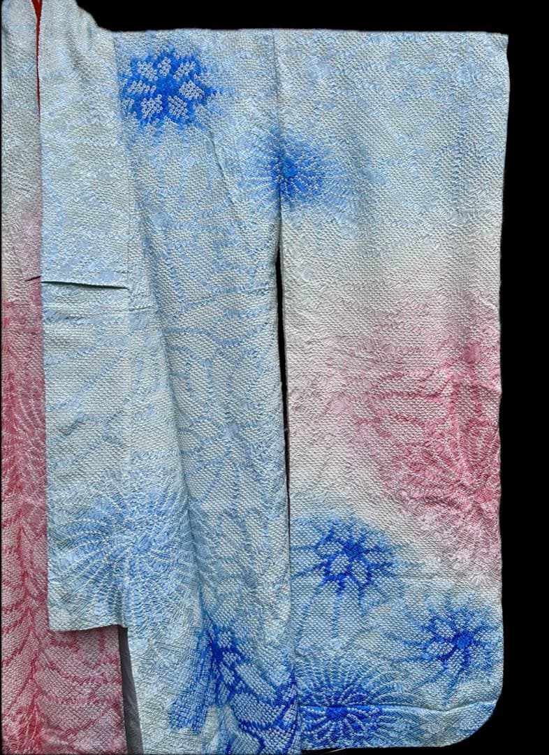 総絞り高級振袖　重ね衿付き　身丈 160cm　裄丈 67cm 青水色ピンク花柄