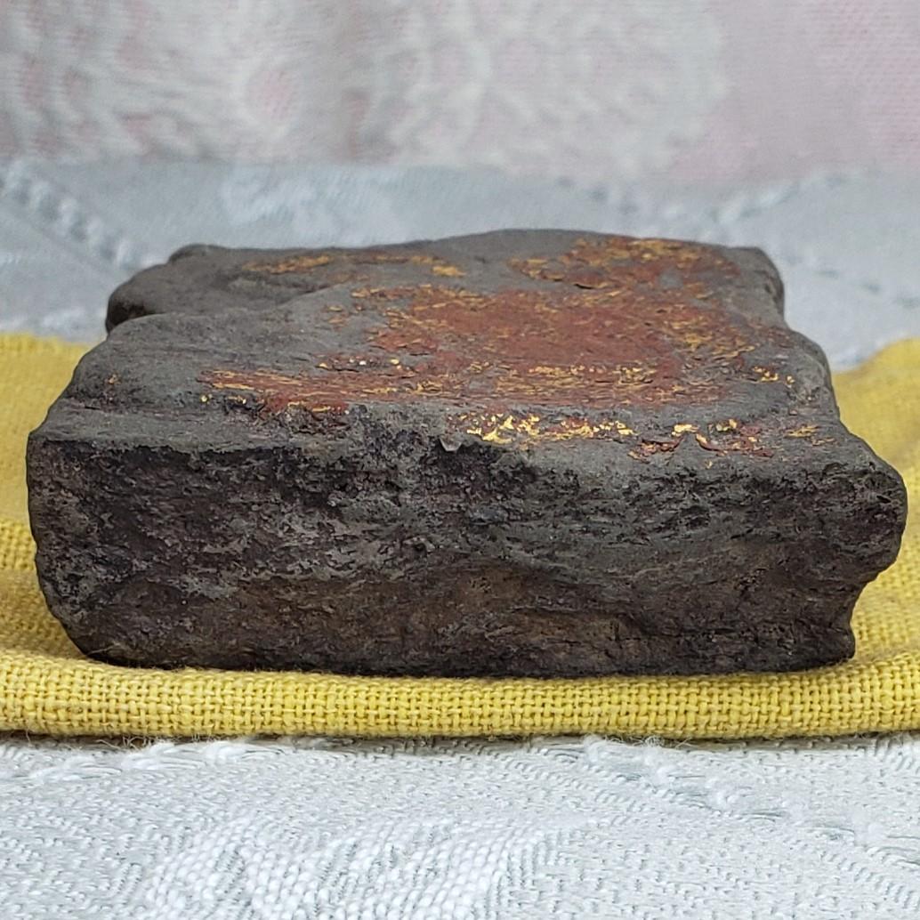 ◆『豊臣家 伏見城 五七の桐紋 金箔瓦 断片』豊臣秀吉◆検）織田信長 徳川家康