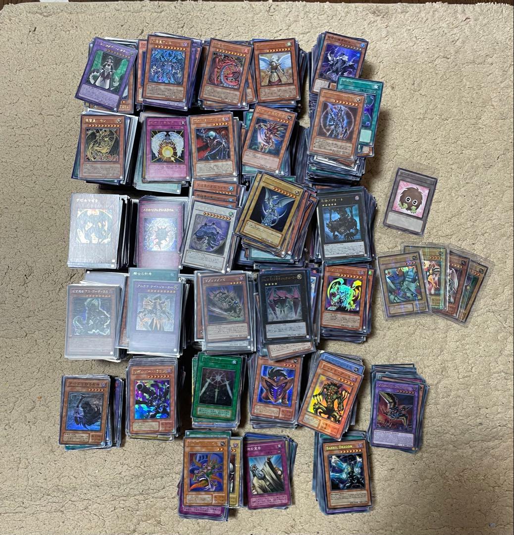 遊戯王　スーパーレア以上　まとめ売り　4000枚程度　初期　2期あり