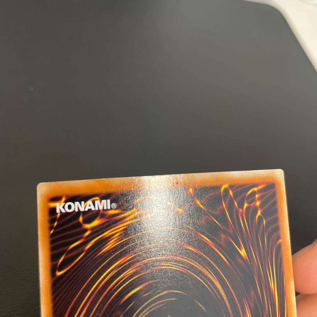 混沌の黒魔術師 4枚セット レリーフ×1 パラレル×1 ウルトラ×2