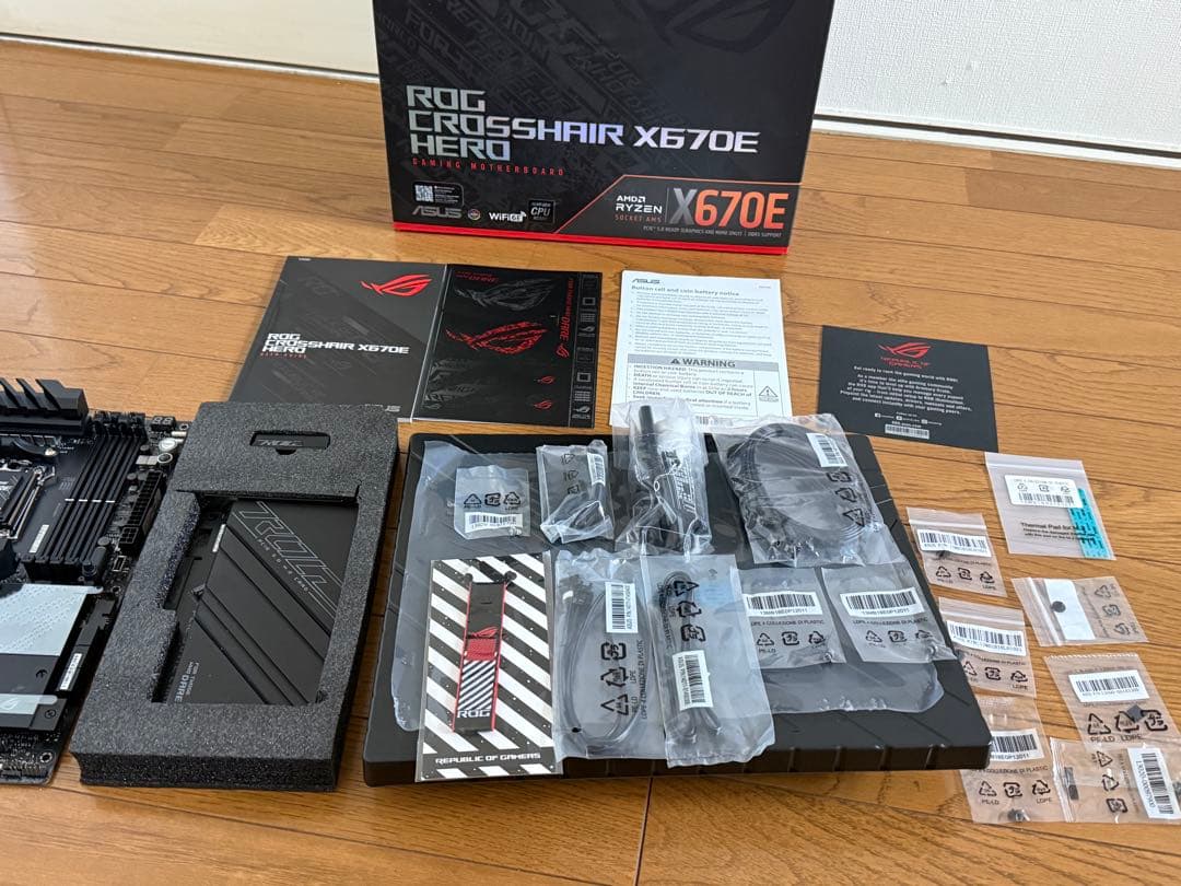 マザーボード ROG Crosshair X670E Hero