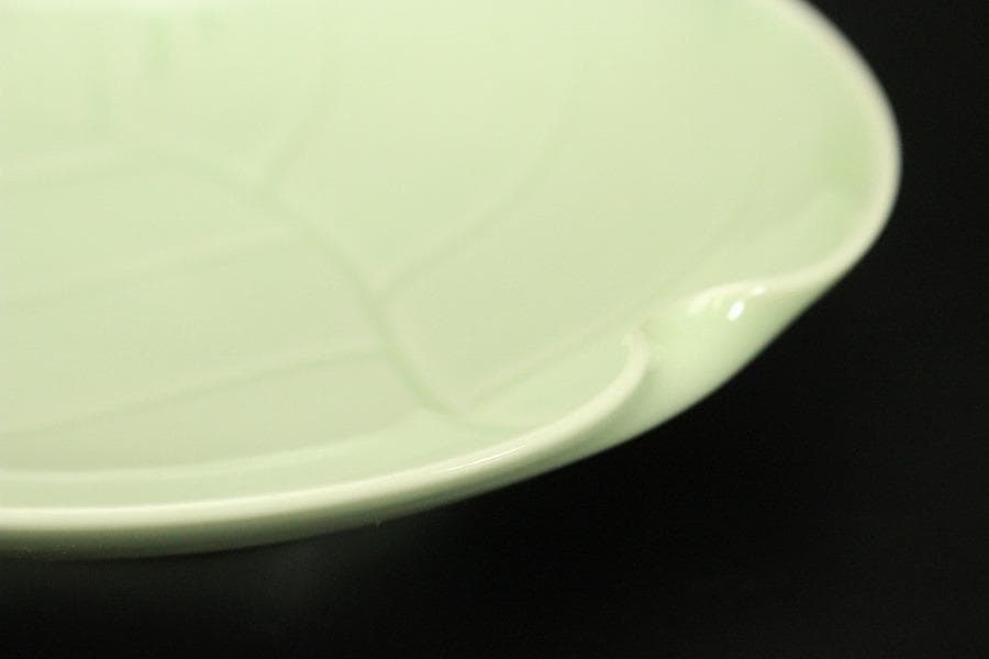 宮内省御用達 平戸 三川内焼 陽山末太朗作 青磁木の葉皿 十客共箱(ZE564)