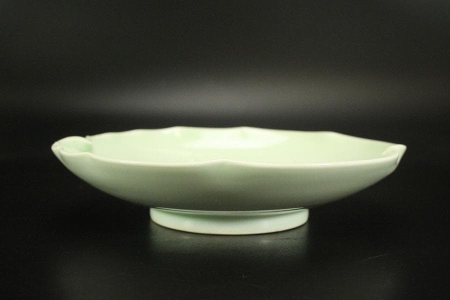 宮内省御用達 平戸 三川内焼 陽山末太朗作 青磁木の葉皿 十客共箱(ZE564)