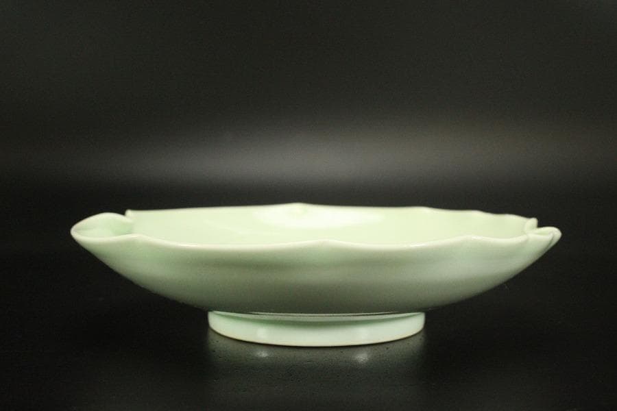 宮内省御用達 平戸 三川内焼 陽山末太朗作 青磁木の葉皿 十客共箱(ZE564)