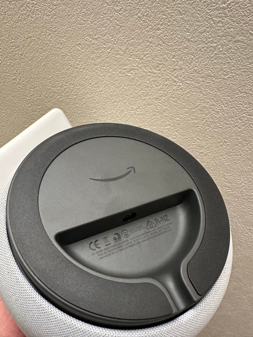 Amazon Echo Show 10 アレクサ　ホワイト