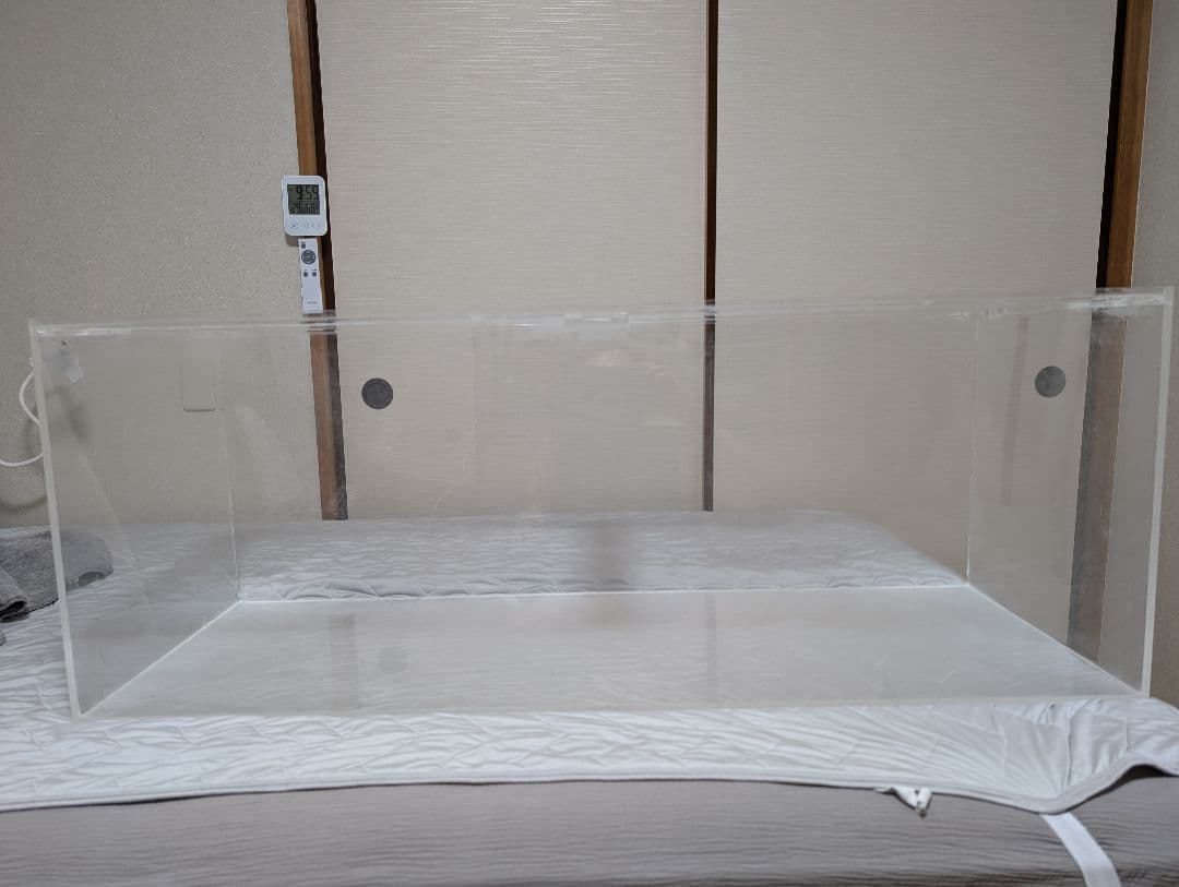 大型アクリル水槽 1200.450.450 ６年使用