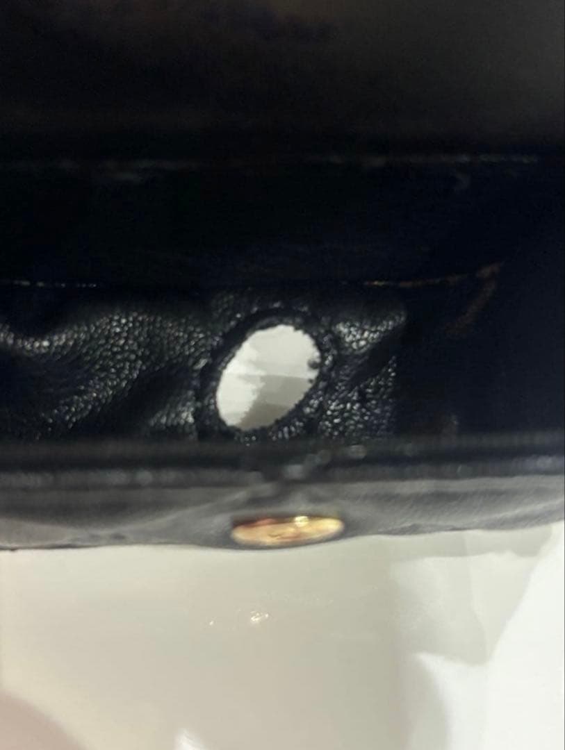 CHANEL イヤーズギフトマトラッセケース AirPodsケース