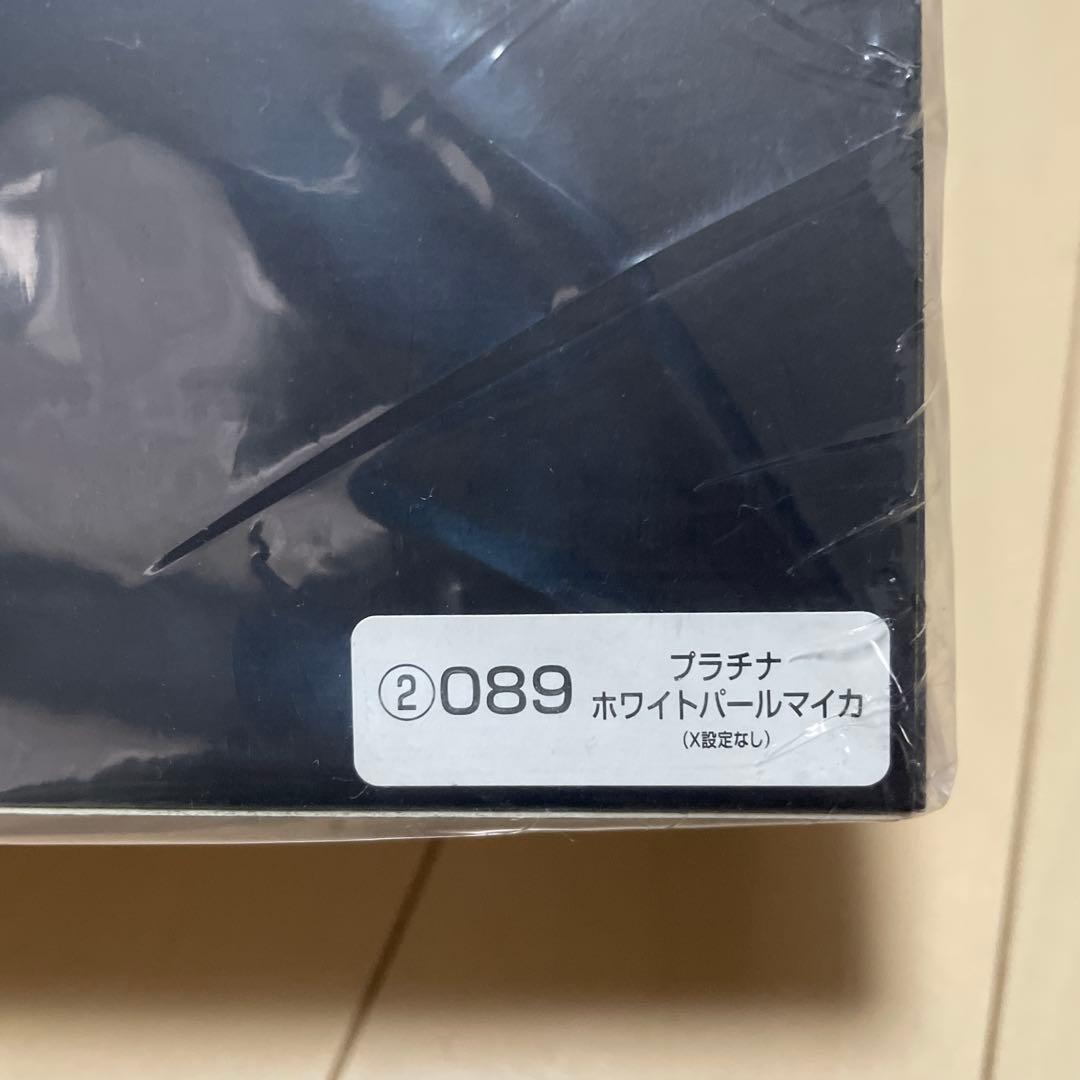 トヨタ プリウス ミニカー ホワイト