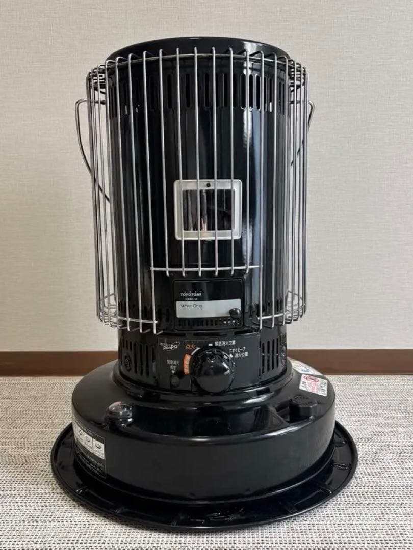 美品　トヨトミ　石油ストーブ　KS-67H ブラック TOYOTOMI