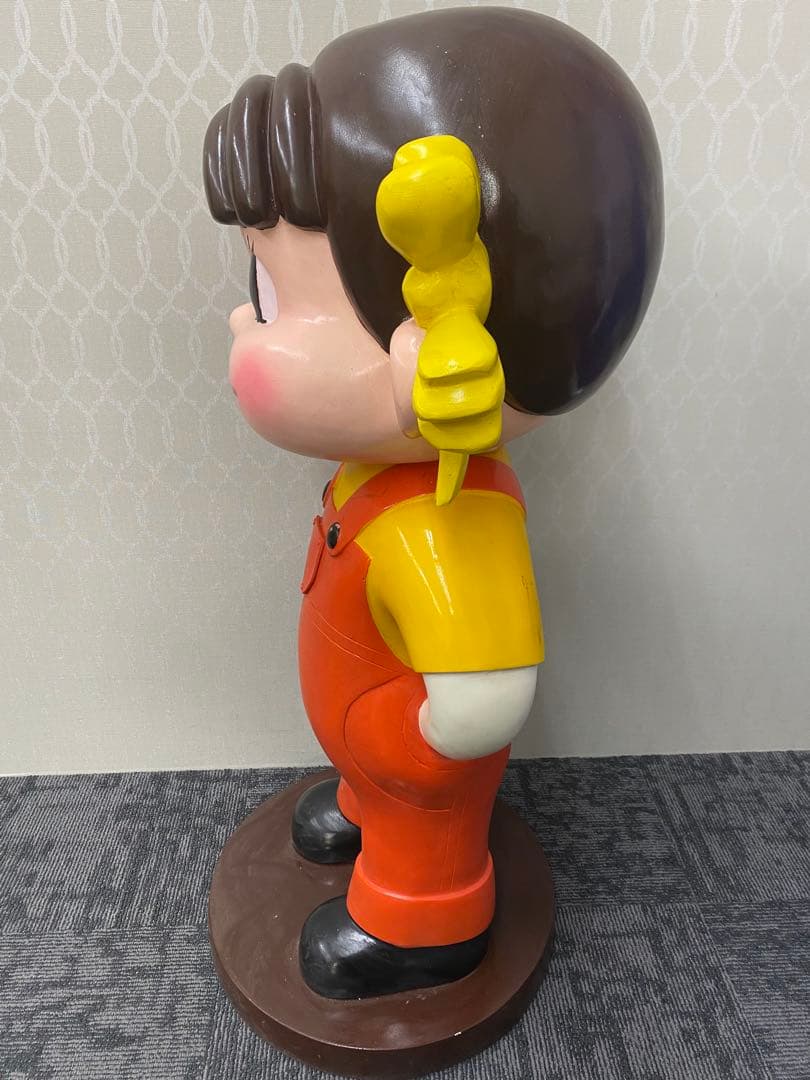 値下げ　キャラクター オーバーオール　約80cm台座付き