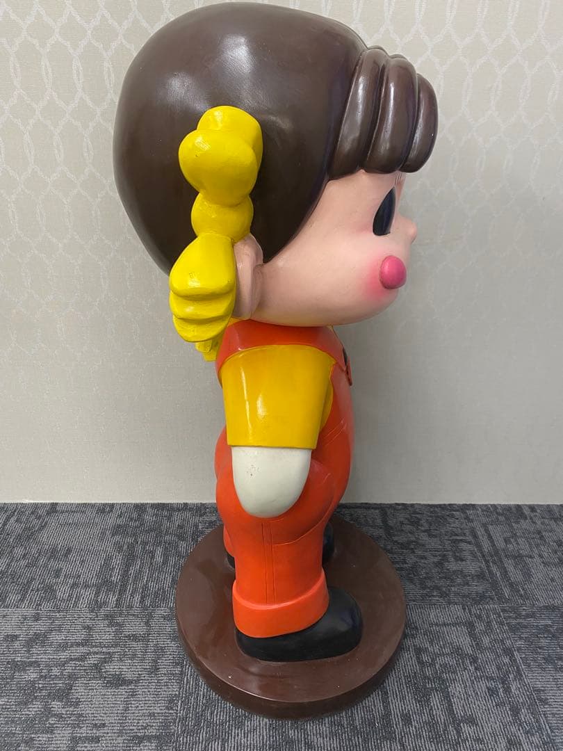 値下げ　キャラクター オーバーオール　約80cm台座付き