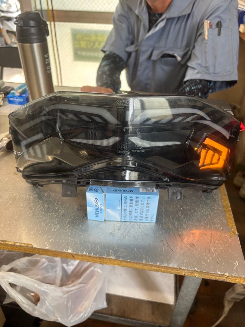 シグナスx 4型 テールランプ