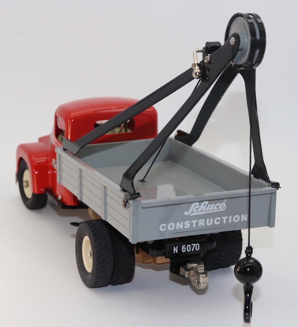 シュコー・コンストラクション・ブレーク・ダウン・レッカートラック リモコン付き