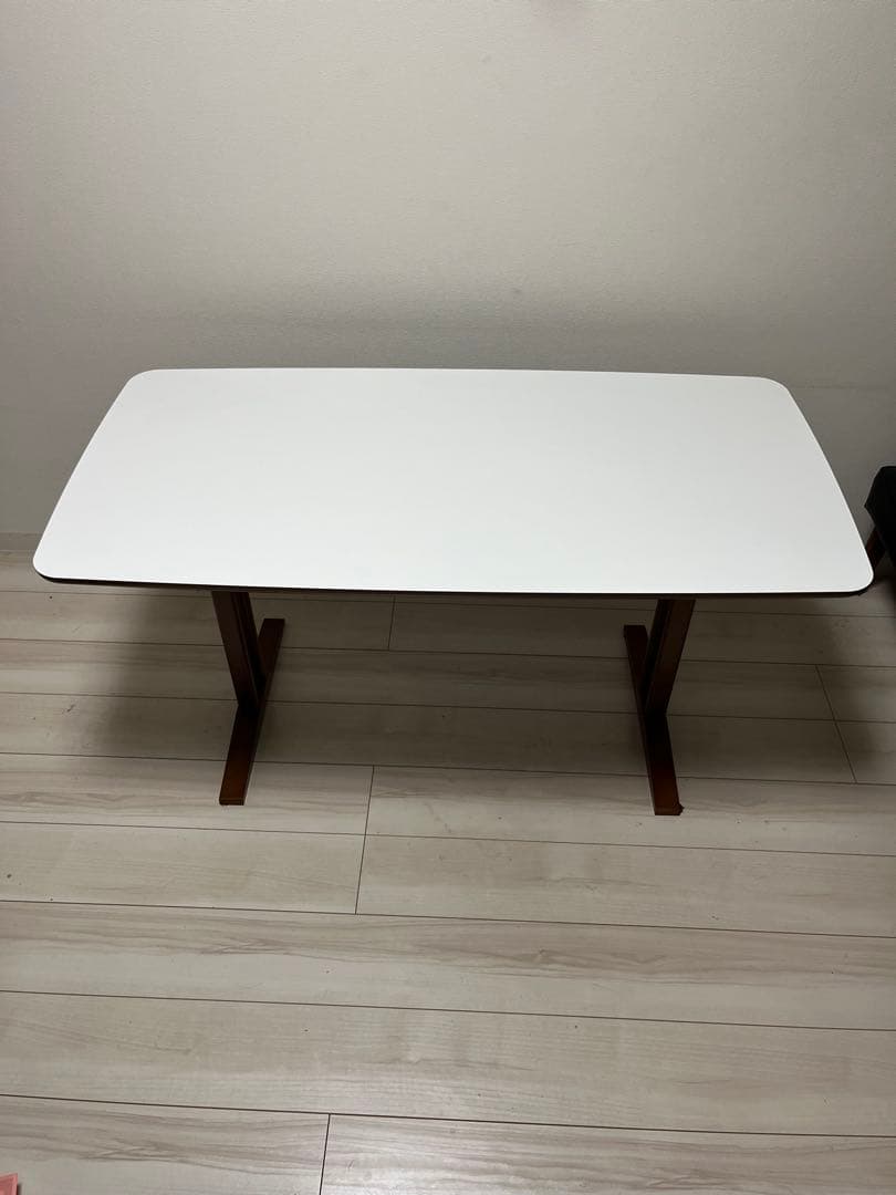 カリモク60+ カフェテーブル1200 T36420HW