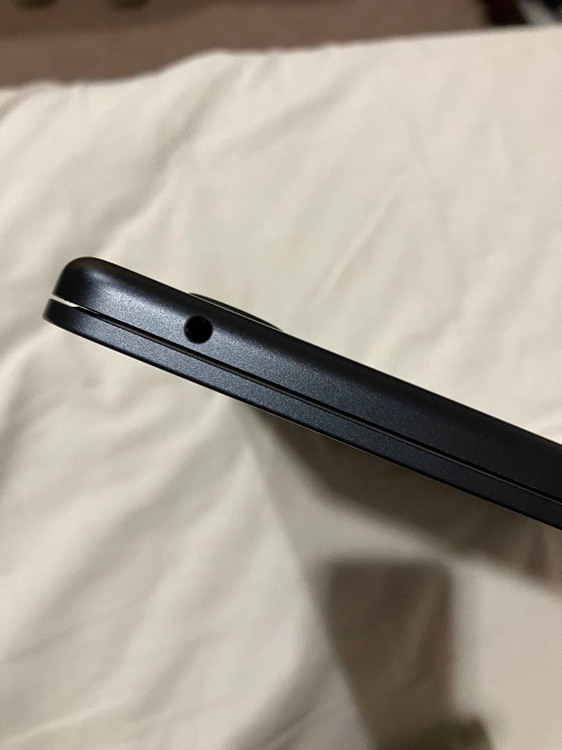 Apple MacBook Air M2 (2022) 本体