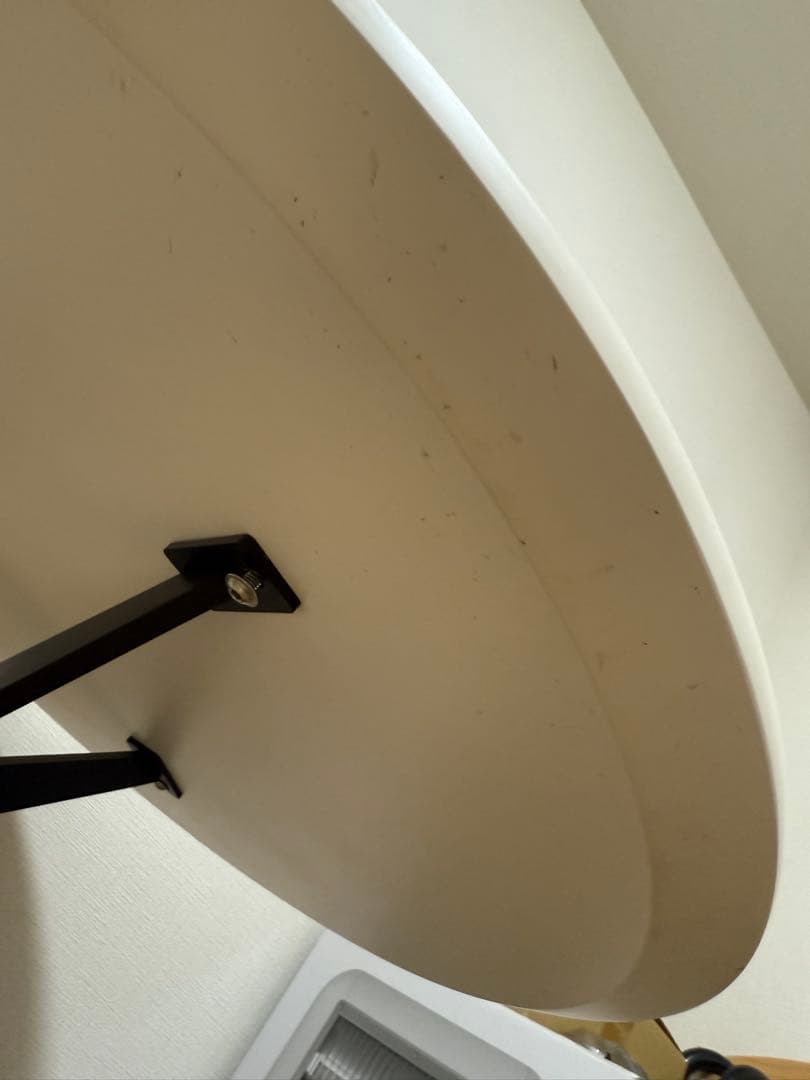 【送料無料！！】ダイニングテーブル　カフェテーブル　円テーブル