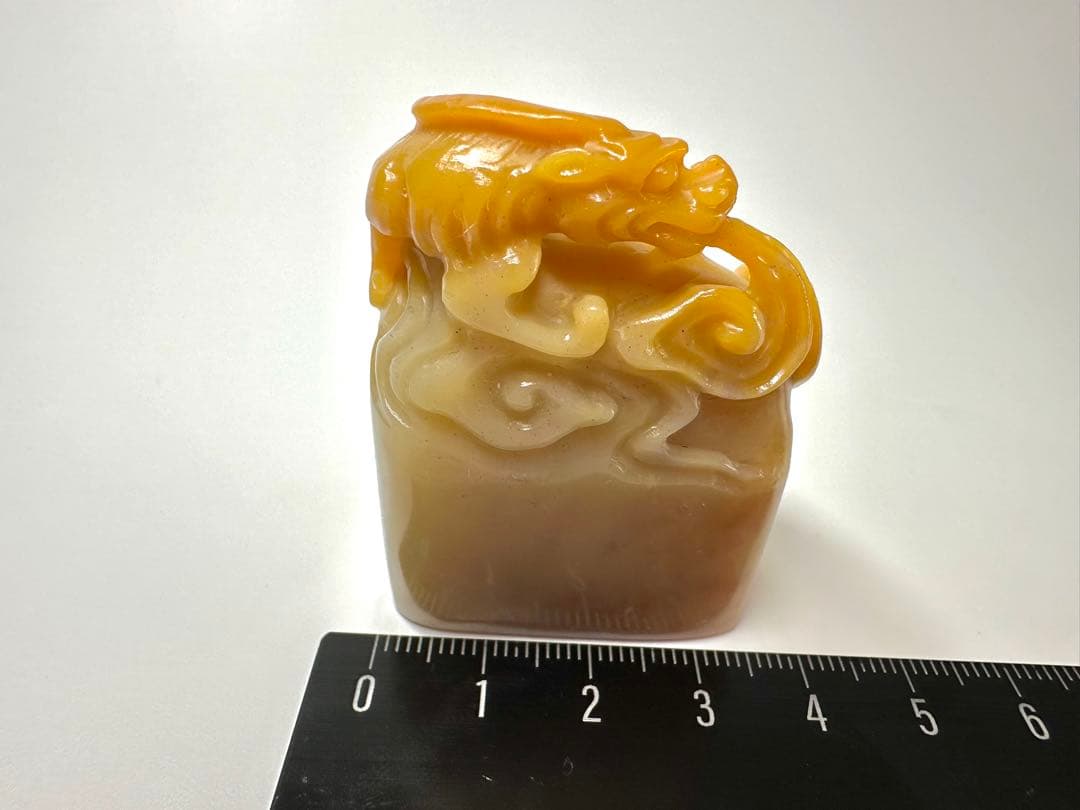 螭虎 古獣　田黄　高級印材　ラオス　篆刻　印材　印石　書道　落款　遊印
