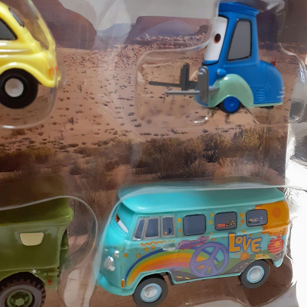 カリフォルニアディズニー限定　カーズ　ミニカー　フィギュア　6台セット