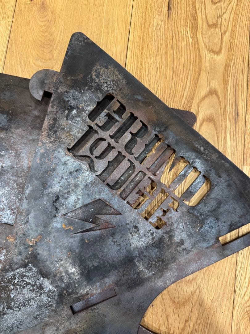 GRINDLODGE（グラインドロッヂ） 焚き火台