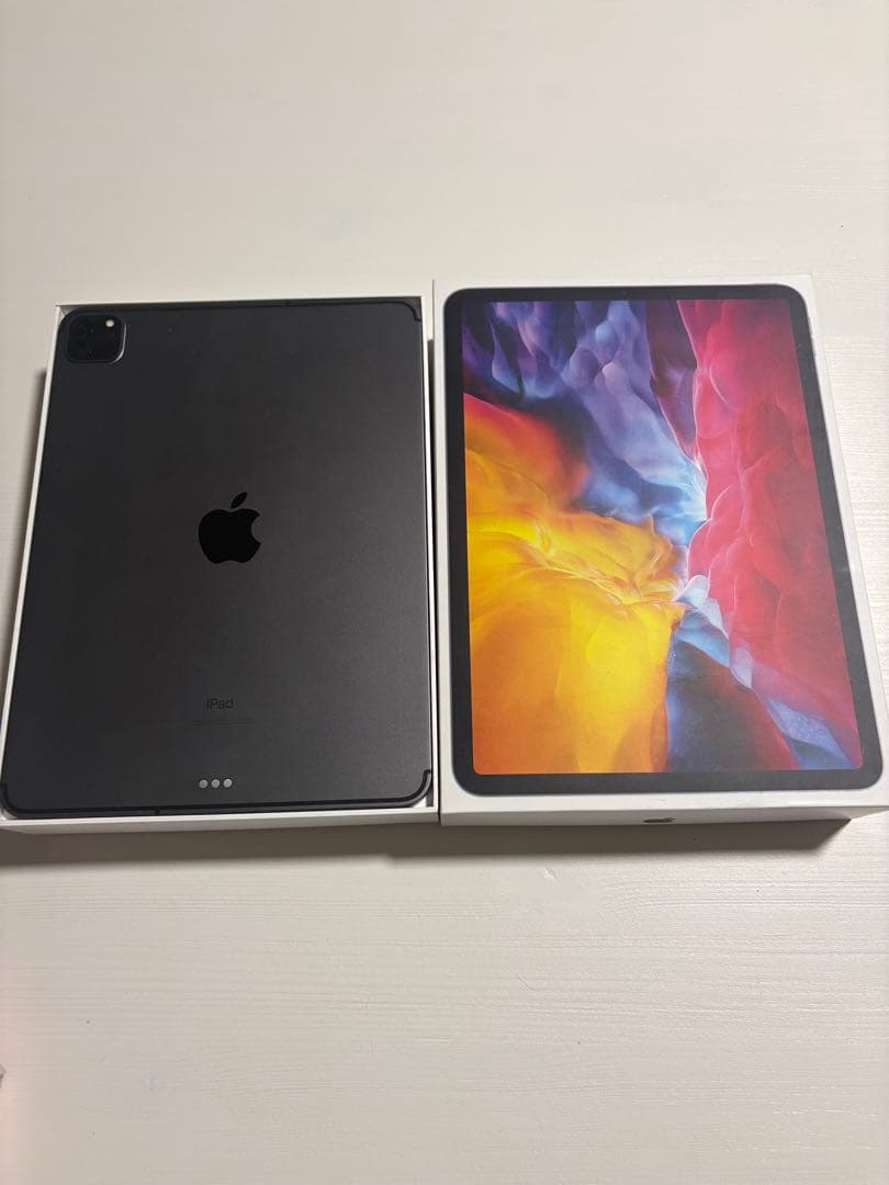 美品Apple iPad Pro 11インチ 256G cellular