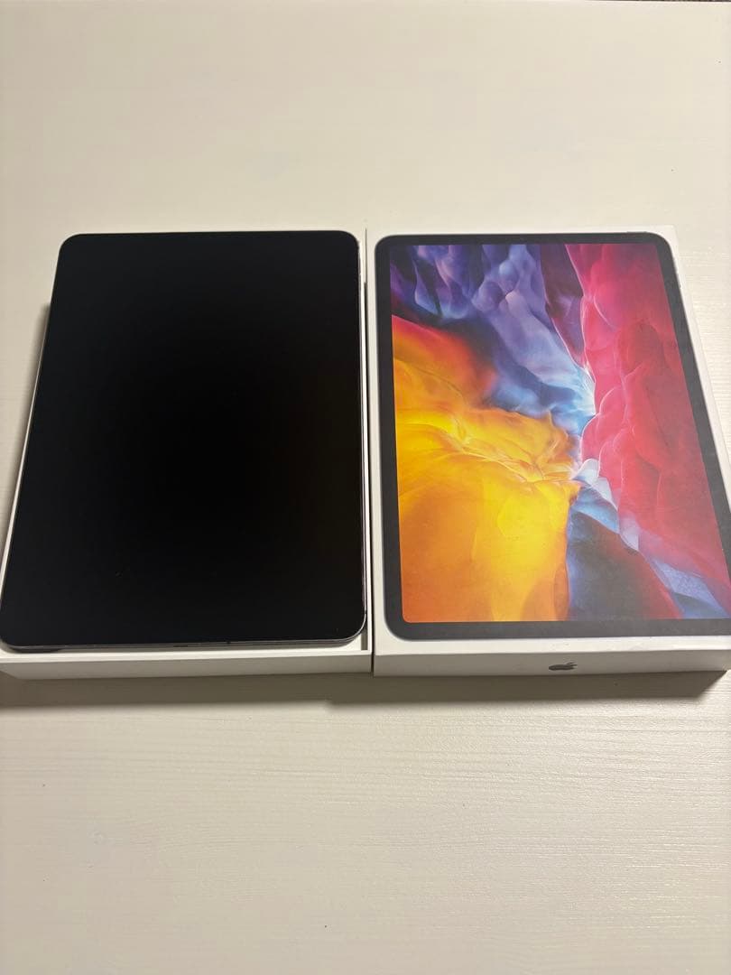 美品Apple iPad Pro 11インチ 256G cellular