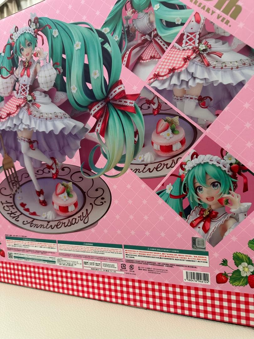 初音ミク 15th Anniversary Ver. 1/7スケール 国内正規品